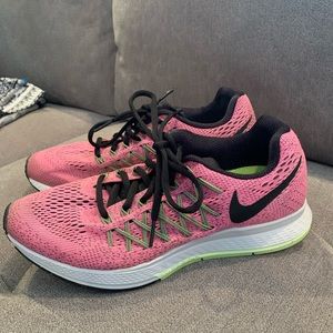 Nike Zoom Pegasus 32. Women’s size 7.5